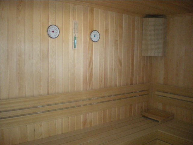 Sauna at Lakeside Garden